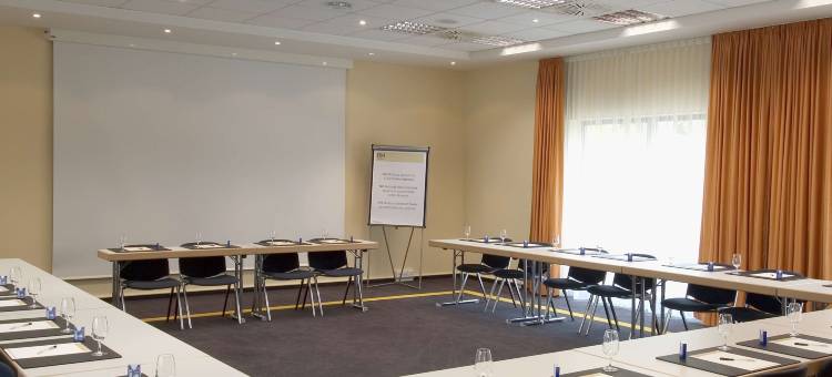 苏黎世机场多梅洛酒店(DORMERO Hotel Zürich Airport)图片