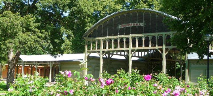 弗洛拉韦尔拉别墅酒店(Café Mandeltårtan B&B VillaFloraViola)图片