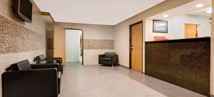 门特-克利夫兰地区温德姆速8酒店(Super 8 by Wyndham Mentor/Cleveland Area)图片