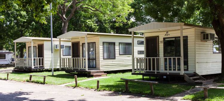 拜恩斯代尔河滨NRMA假日公园(Nrma Bairnsdale Riverside Holiday Park)图片