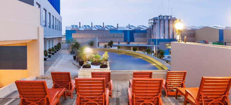 锡卡龙高级商务酒店(PrimeBiz Cikarang)图片