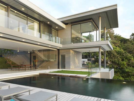 普吉島卡馬拉阿曼茲別墅 -羣英居