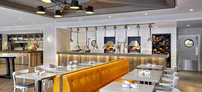 卡纳纳斯基思越水度假村(Crosswaters Resort at Kananaskis)图片