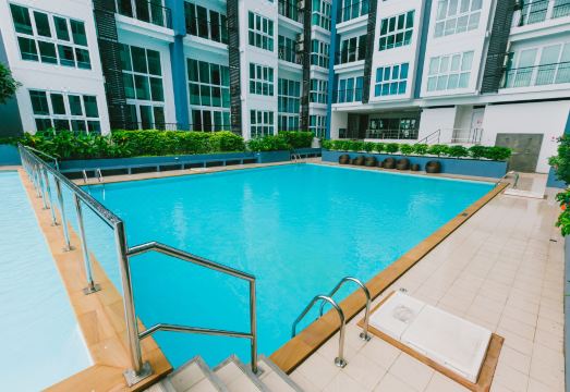 Locals Prio ChiangMai Central Airport PlazaHotel Overview