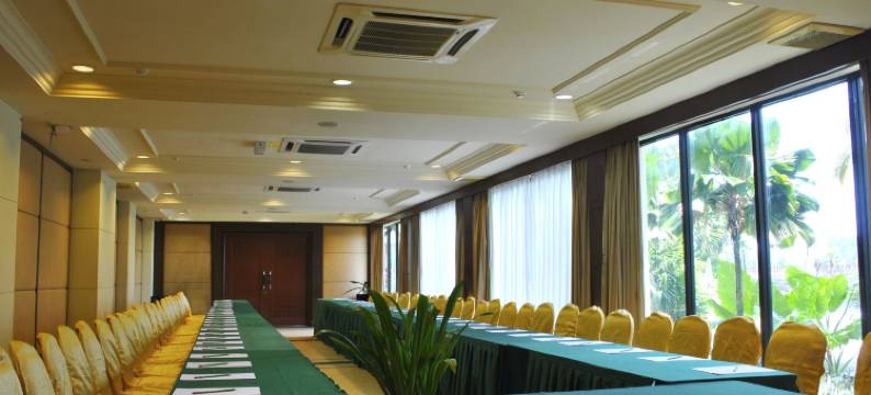 库达特高尔夫滨海度假村(Kudat Golf & Marina Resort)图片