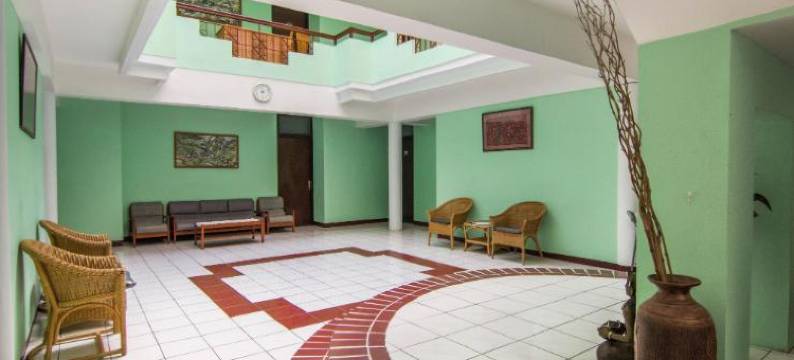 肯卡纳酒店(Kencana Hotel)图片