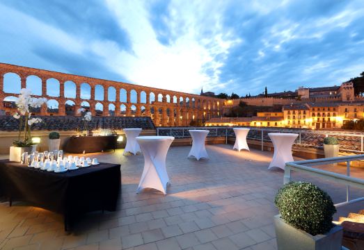 Eurostars Plaza Acueducto Hotel Overview