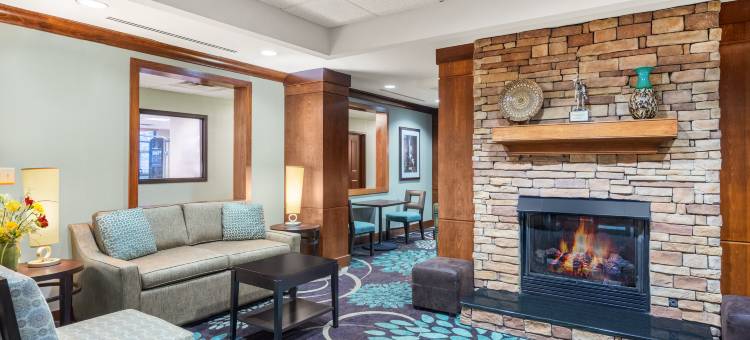 Staybridge Suites 孟菲斯杨木AVE EAST(Staybridge Suites Memphis-Poplar Ave East)图片