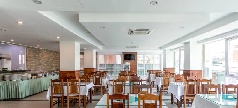 瑞莱克斯酒店(Relax Hotel)图片