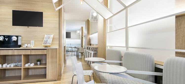 洛蒙酒店(Hotel Acta Laumon)图片