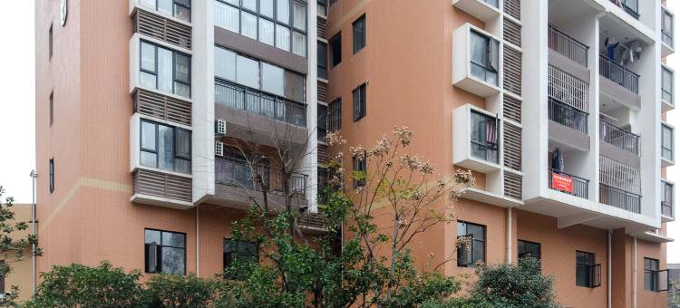 西门客栈(武汉大学小洪山地铁站店)图片