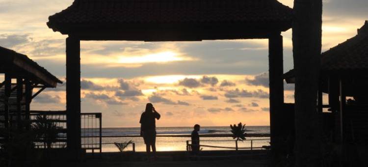 乌荣根滕海景度假村(Ocean View Resort Ujung Genteng)图片