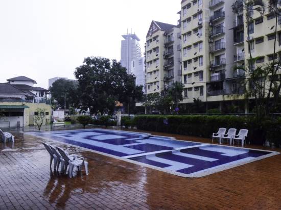 吉隆坡522帕拉迪恩三卧室OYO公寓