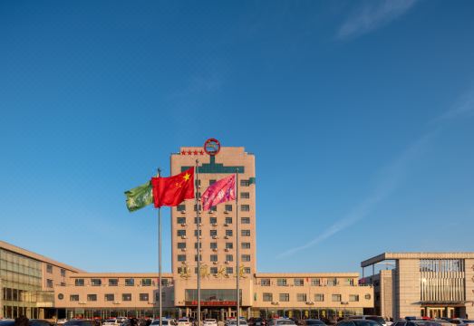 北镇大厦外景图