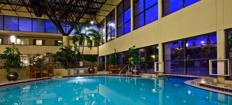 Crowne Plaza 杰克逊维尔机场(Crowne Plaza Jacksonville Airport/I-95N)图片