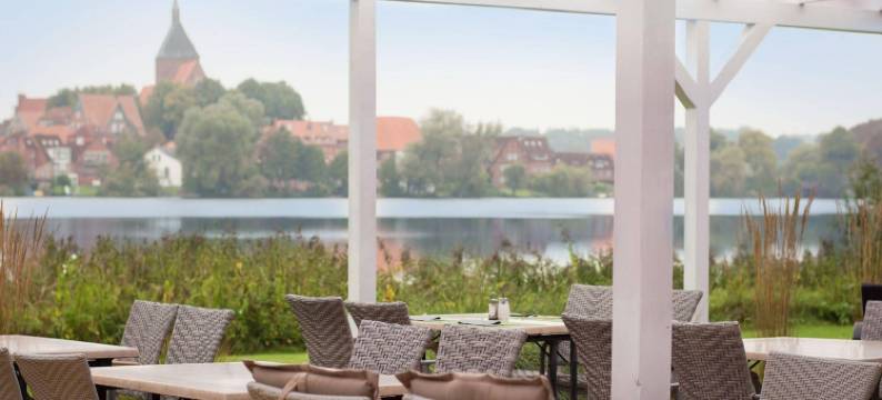 施宛恩霍夫湖景圆环酒店(Seehotel Schwanenhof)图片