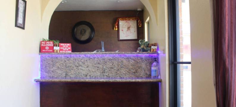 OYO 丹佛皇冠旅馆(Crown Inn by OYO Denver TX)图片