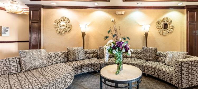 矿泉井城红狮套房酒店(Red Lion Inn & Suites Mineral Wells)图片