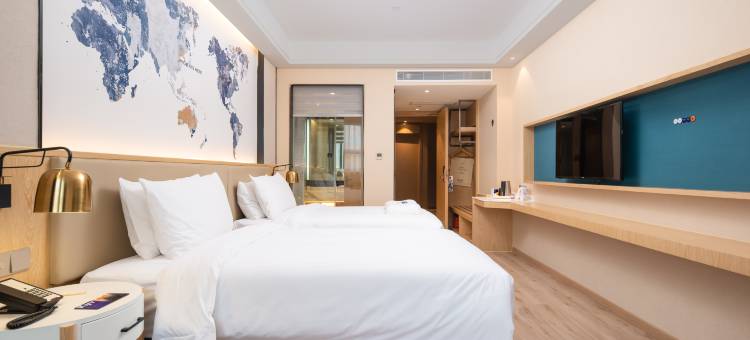 凯里亚德酒店(南京玄武湖福建路地铁站店)图片