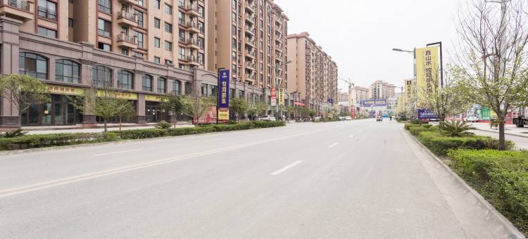 西乡COCO精品酒店图片