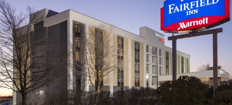 东拉瑟福德梅多兰兹万枫酒店(Fairfield Inn East Rutherford Meadowlands)图片