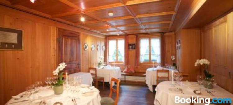 克隆不拉腾宾馆(Gasthof Krone Blatten)图片