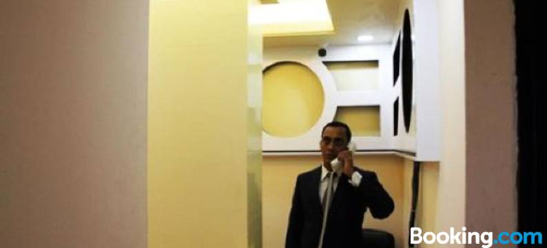 白色宾馆(White Inn Luxury Residential Hotel)图片