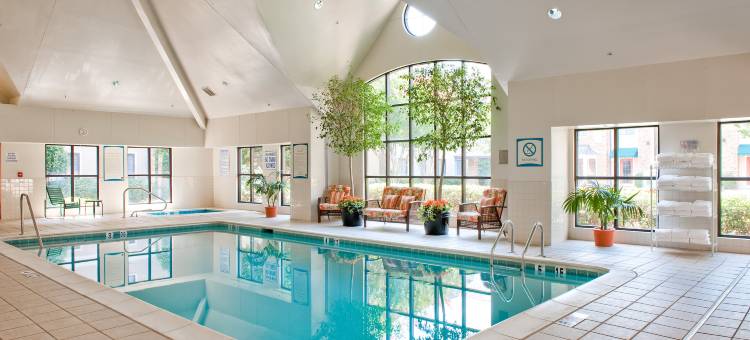 Staybridge Suites 夏洛特巴兰坦 by IHG(Staybridge Suites Charlotte Ballantyne)图片