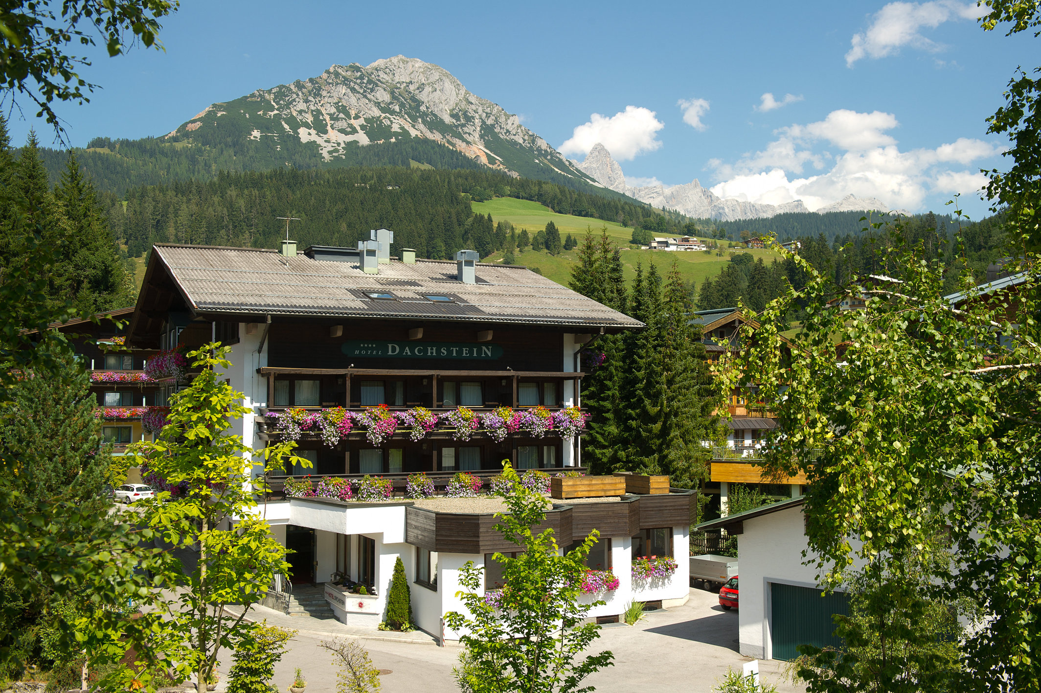 Hotel Dachstein Over view