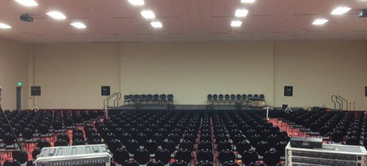 洲际酒店集团假日酒店德梅因机场/会议中心(Holiday Inn des Moines-Airport/Conf Center)图片