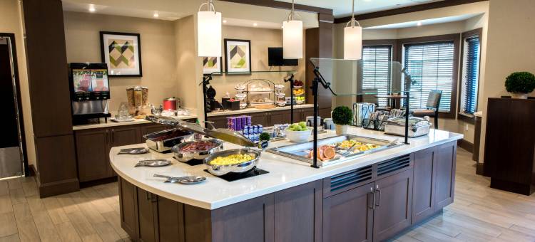 奥尔巴尼Wolf RD科勒尼中心商场Staybridge Suites(Staybridge Suites Albany Wolf RD-Colonie Center)图片