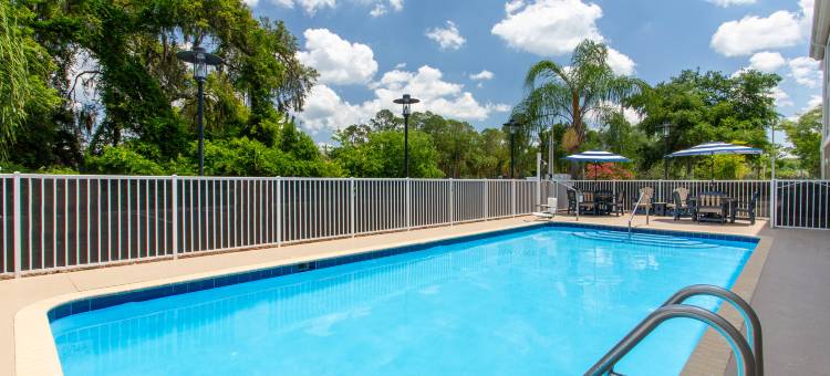 智选假日套房酒店银泉的奥卡拉(Holiday Inn Express & Suites Silver Springs-Ocala)图片