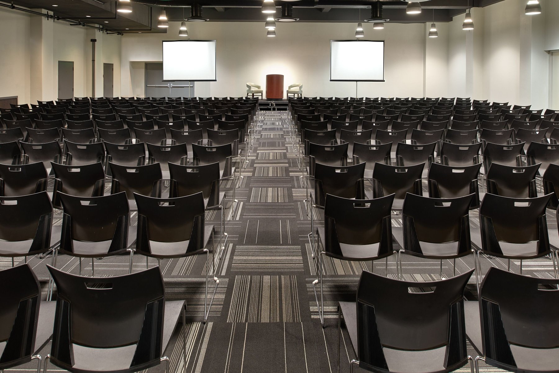 Revere Hotel Boston Common Over view