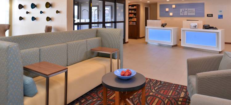 洛诺克I-40智选假日套房酒店(Holiday Inn Express & Suites Lonoke I-40 (Exit 175))图片
