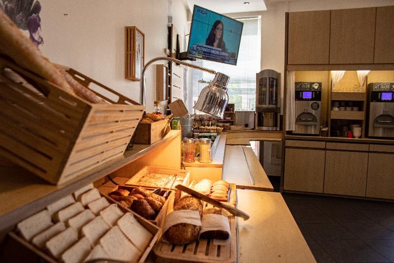 Ibis Martigues Centre Hotel Reviews And Room Rates - 