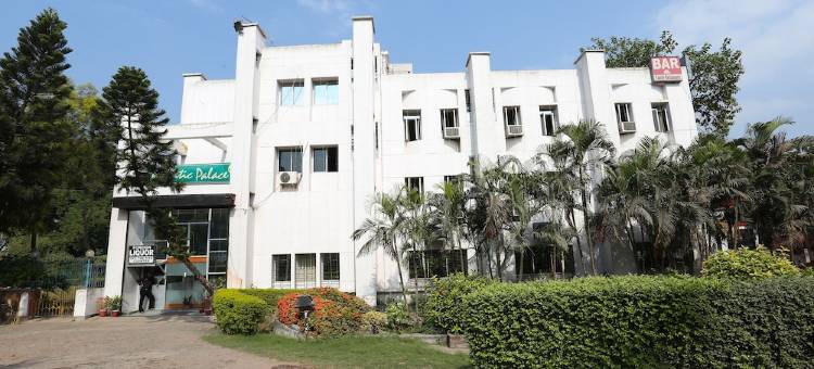 OYO 24916 Hotel Aquatic Palace图片