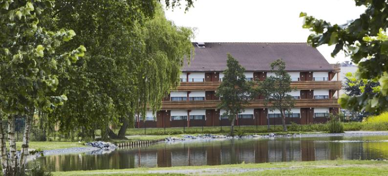 里尔洛姆康铂酒店(Campanile NATURE - Lille Lomme)图片