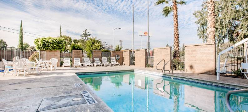 弗雷斯诺贝尔蒙特大街6号汽车旅馆(Motel 6 Fresno, CA - Belmont Ave)图片