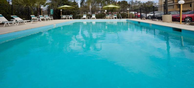 坦帕展览会场 拉昆塔温德姆套房酒店(La Quinta Inn & Suites by Wyndham Tampa Fairgrounds - Casino)图片