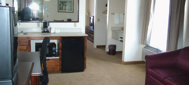 萨利纳斯谷贝斯特韦斯特优质套房酒店(Best Western Plus Salinas Valley Inn  Suites)图片