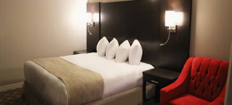 北海湾市中心戴斯套房酒店(Days Inn & Suites by Wyndham North Bay Downtown)图片