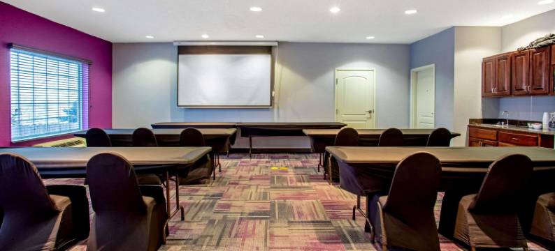 俾斯麦拉昆塔温德姆套房酒店(La Quinta Inn & Suites by Wyndham Bismarck)图片