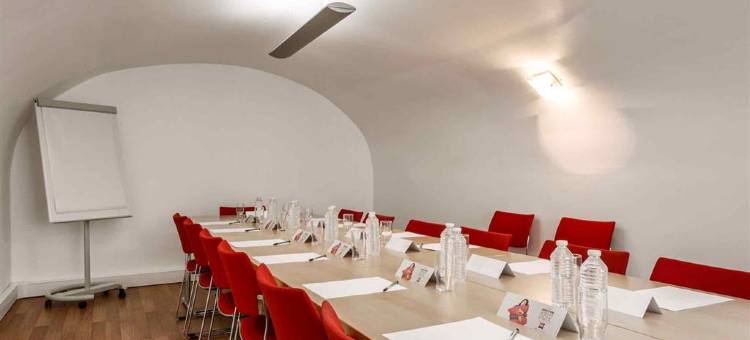 行政旅馆(Motel 6 Fresno, CA)图片