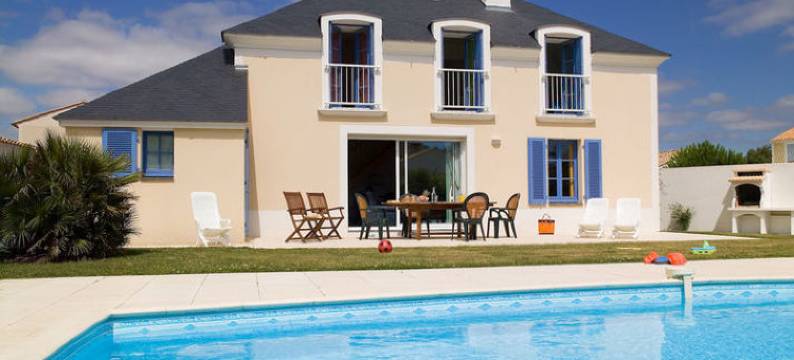 玛登瓦康斯鲁朵梦纳德文玛丽纳斯酒店(Madame Vacances le Domaine de Vertmarines)图片