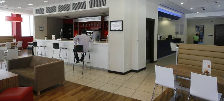 瓦伦西亚机场旅屋酒店(Travelodge Valencia Aeropuerto)图片