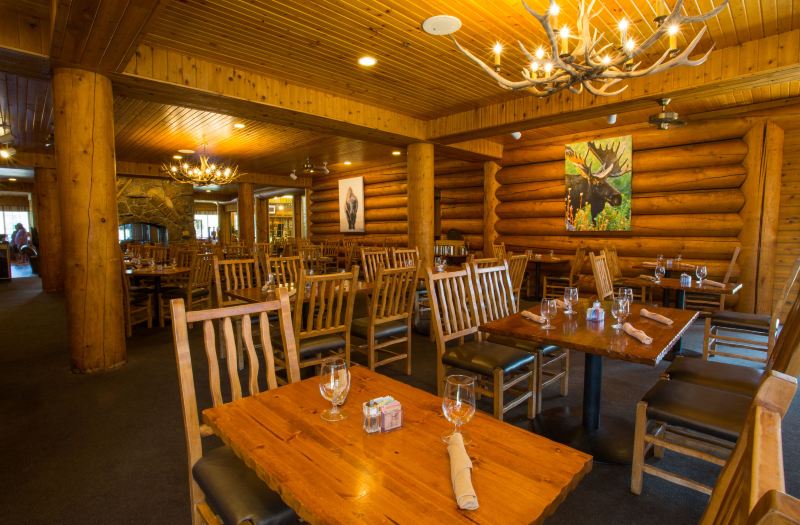 Headwaters Lodge Cabins At Flagg Ranch Hotel Reviews And Room Rates