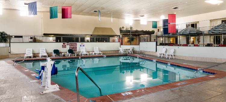 奥德萨华美达酒店-近德克萨斯二迭纪盆地分校(Ramada by Wyndham Odessa Near University of Texas Permian)图片