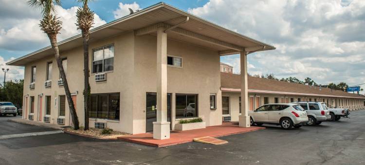 湖市I-75罗德威酒店(Rodeway Inn Lake City I-75)图片