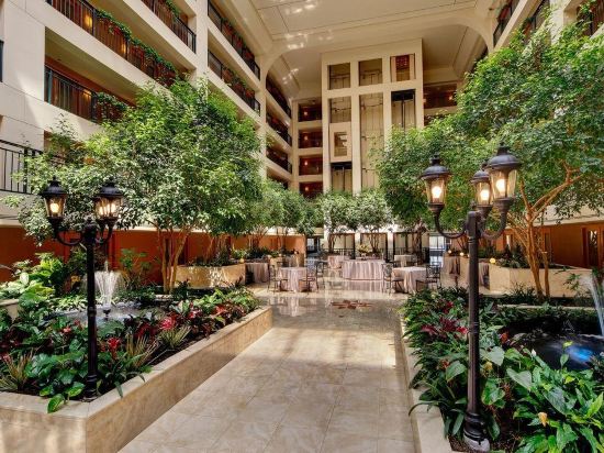 Delta Hotels By Marriott Chicago North S Suites 50 Off Delta Hotels By Marriott Chicago North S Suites