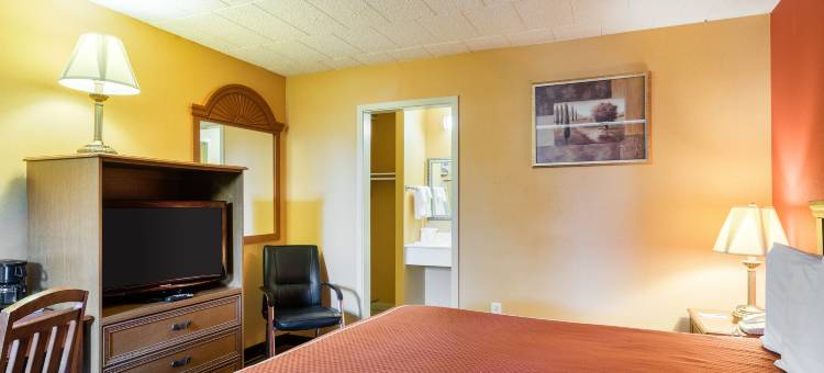 纽华克罗德威旅馆(Rodeway Inn University)图片